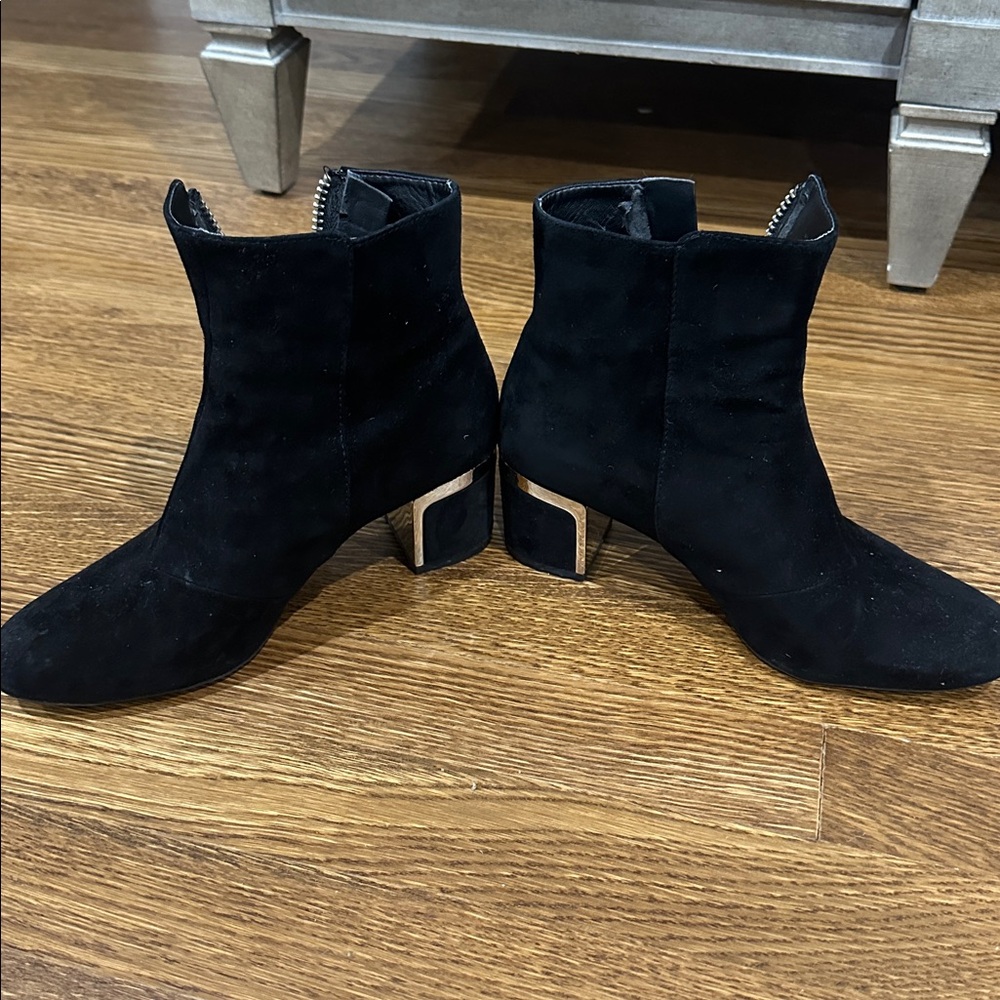 DKNY Suede Black Ankle Boots with Gold Heels. Size 6